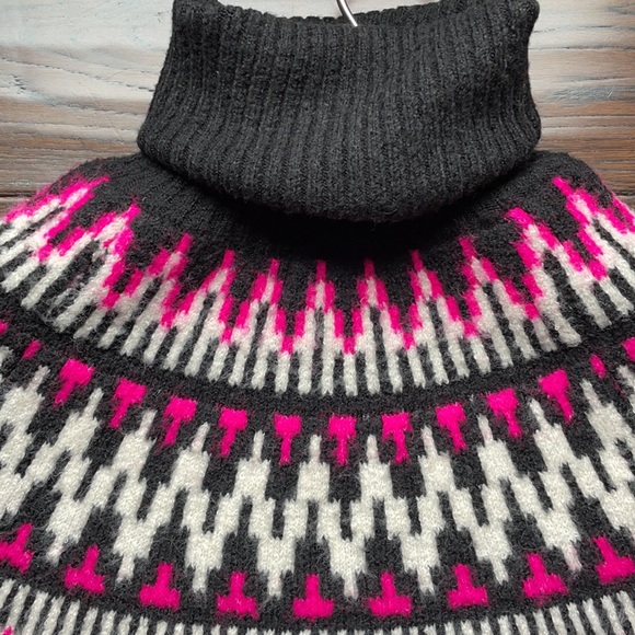 Line & Dot Kels Fair Isle turtleneck sweater crop boxy black neon hot pink - Picture 5 of 11